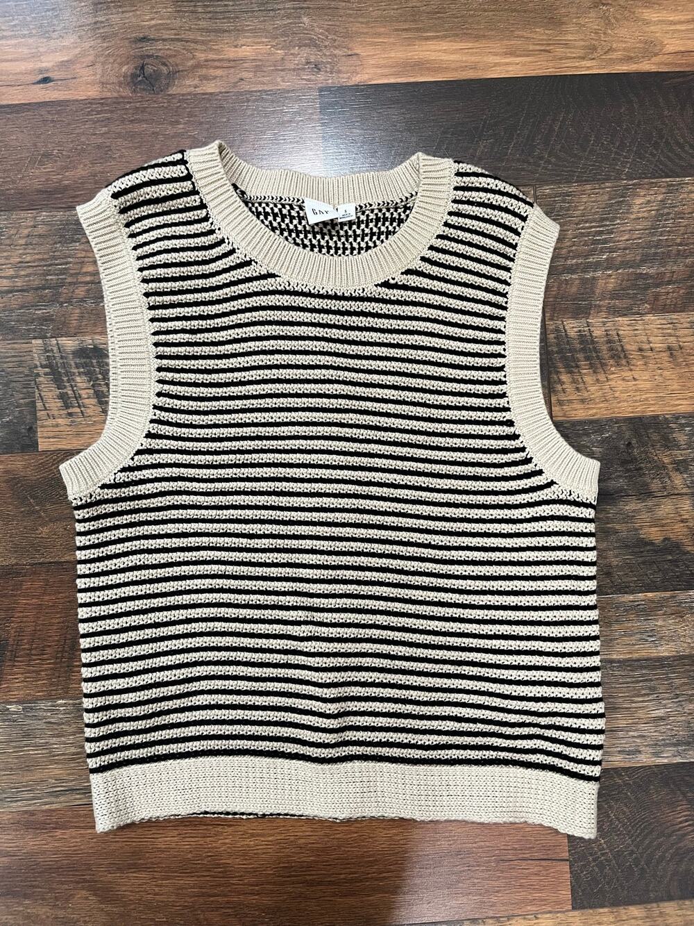 Gap Women - Crew Tank / black striped / small / NWOT
